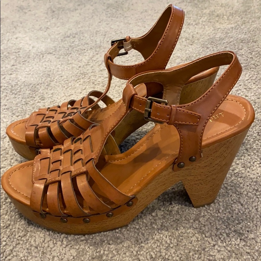 Block heel. Super lightweight heel.